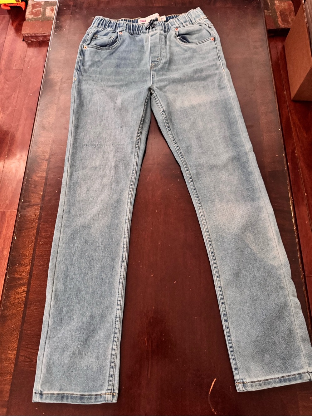 Levi’s Skinny Knit Pull-On Light Wash Jeans 16